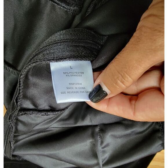 Romeo+Juliet Black Velvet Jumpsuit L - Picture 10 of 10